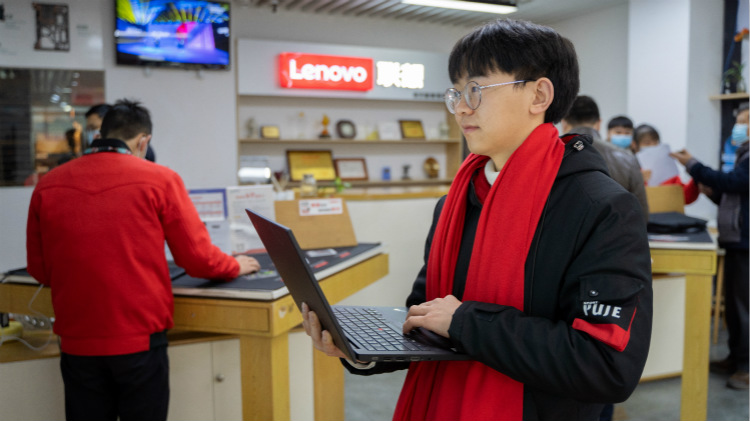 【就業(yè)回訪】新華畢業(yè)生獲得用人單位高度好評(píng)!