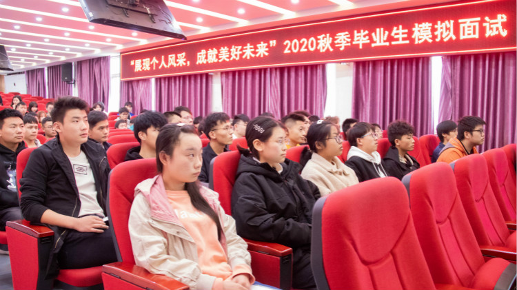 肩負(fù)職教強(qiáng)國(guó)重任，新華電腦學(xué)校升級(jí)“五項(xiàng)能力”培養(yǎng)互聯(lián)網(wǎng)高技能人才