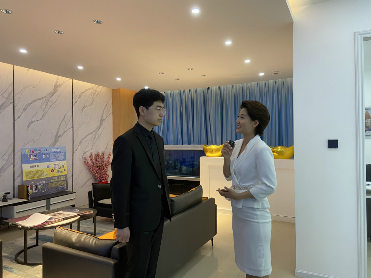 四川新華電腦學(xué)院雙選會現(xiàn)場，人才爭奪戰(zhàn)正式打響！