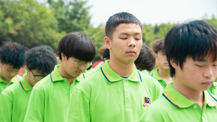 山河無(wú)恙 勇毅前行！四川新華紀(jì)念5.12汶川地震13周年！