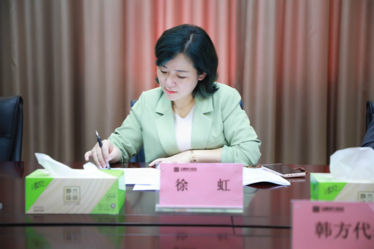 中韓合作 品質(zhì)留學(xué)！新華互聯(lián)網(wǎng)科技開啟創(chuàng)新人才培養(yǎng)新模式