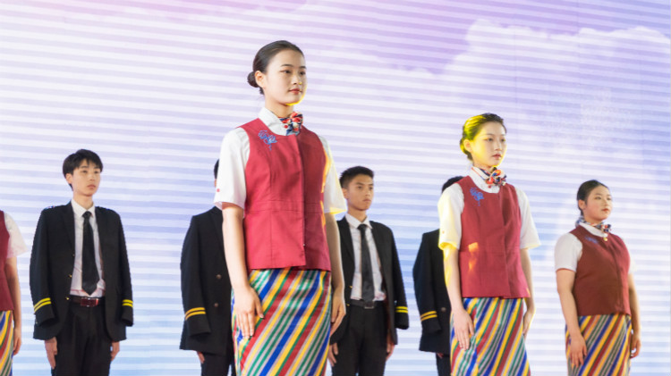 燃！為夢想加冕！奔跑吧新青年！