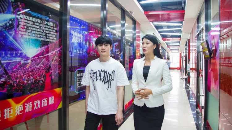 《老師來了》公開課全新起航，“護(hù)國螳螂”靈藥龍城太原激情開講！