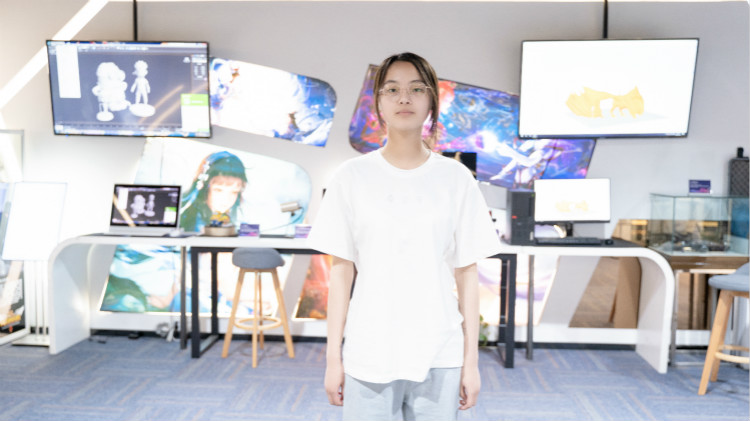 樊思彤：希望畢業(yè)后可以找到自己心儀的工作！