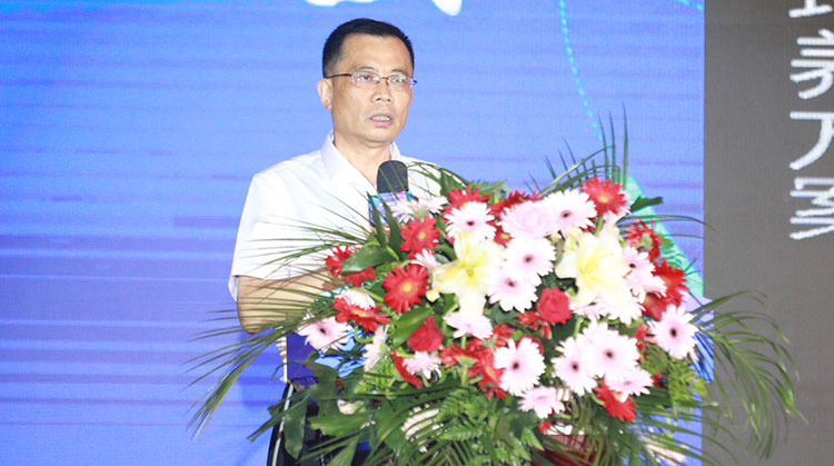 新華2021年六大產(chǎn)教融合實(shí)訓(xùn)基地升級(jí)暨高技能人才培英工程啟動(dòng)儀式