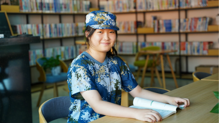 老朋友，新同學(xué)，相約四川新華，再續(xù)同學(xué)緣！