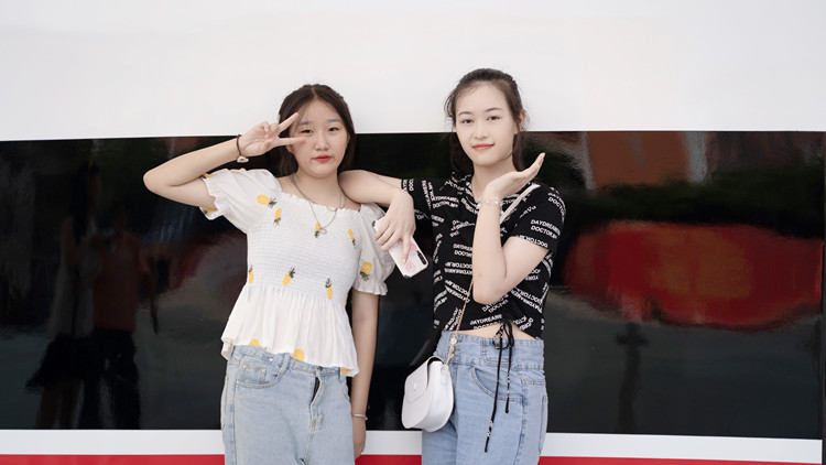 轉(zhuǎn)校來四川新華，我找到了久違的成就感！