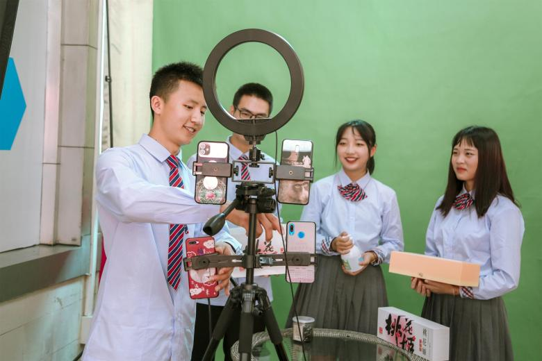 厲害了我的學姐！2021雙11直播PK龍虎榜