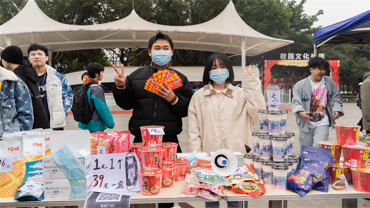 四川新華“雙十二”教育嘉年華系列活動火爆來襲?！