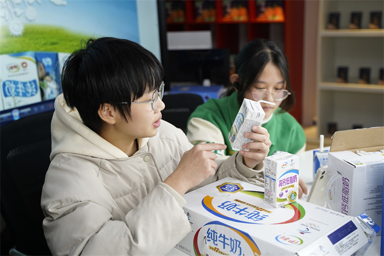 四川新華“雙十二”教育嘉年華系列活動火爆來襲?！