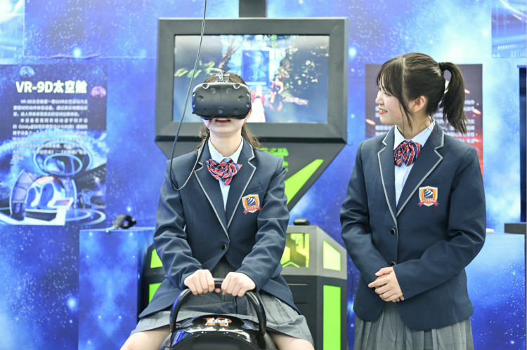 【新興專業(yè)解讀】—人工智能空前火爆，新華教學和就業(yè)如何？