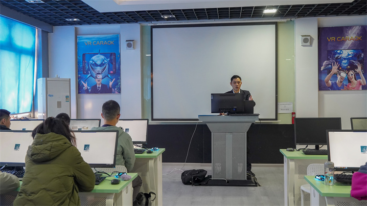 名企定向班開課啦！助力新華學子就業(yè)夢！