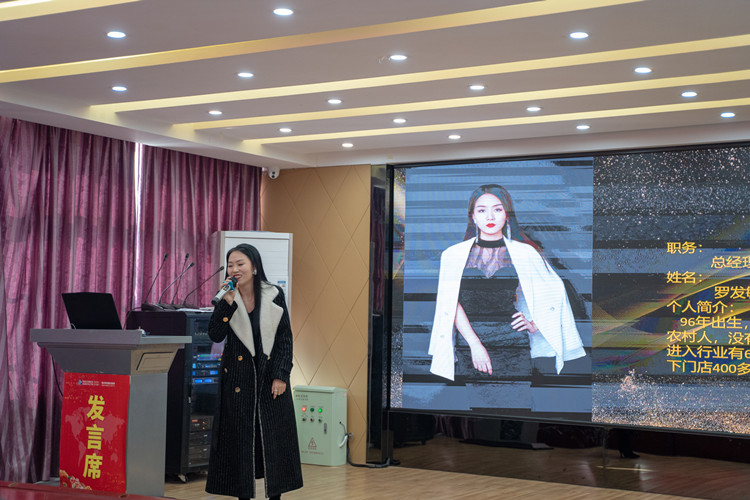 職教大品牌新華電腦教育“洞察職教，預(yù)見未來”