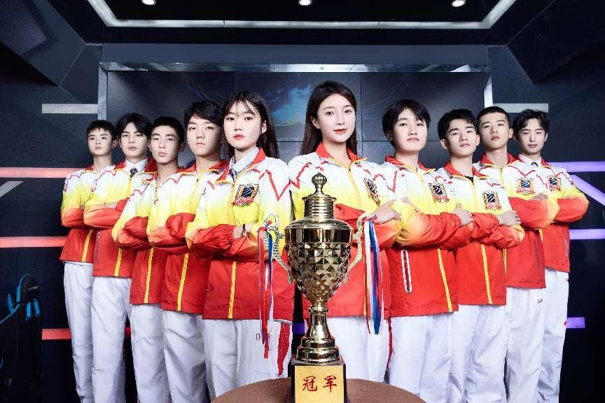 王者爭霸 限定名額！LGD俱樂部明星成員來新華啦！