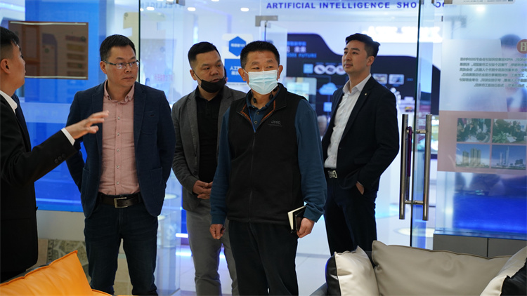 熱烈歡迎智能制造企業(yè)走進(jìn)成都新華交流學(xué)習(xí)指導(dǎo)！