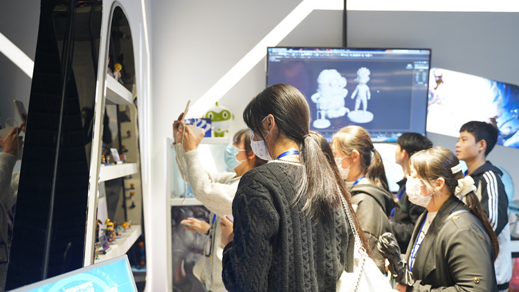 新職教新未來(lái)：新華五一游園會(huì)新鮮出爐！