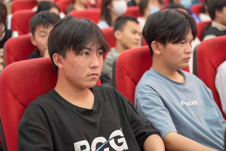 新職教新未來(lái)|京東社會(huì)實(shí)踐宣講會(huì)