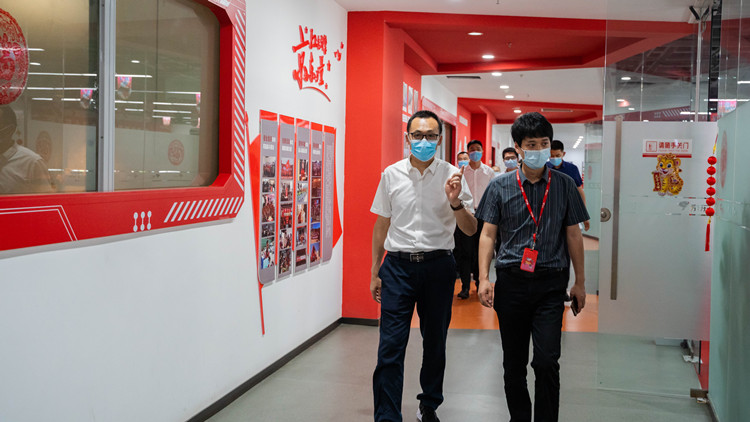 新華學(xué)子赴京東實(shí)習(xí)，實(shí)地感受工作魅力