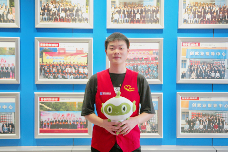 什么？七夕新華被表白了？