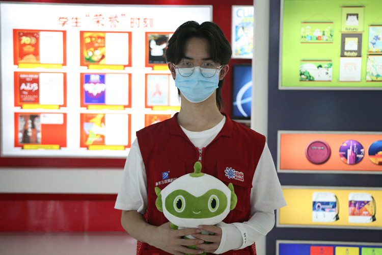 什么？七夕新華被表白了？