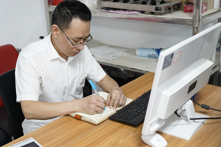 開學(xué)季，新華有話對你說......