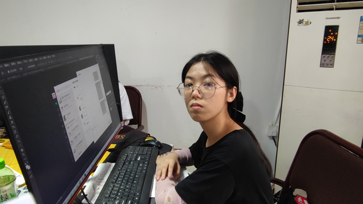 就業(yè)回訪，新華在路上