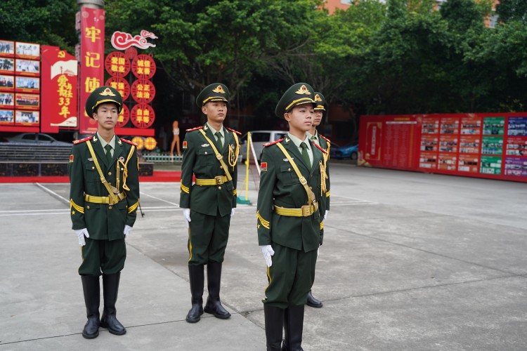 新華國旗護(hù)衛(wèi)隊|青春與國旗同在！