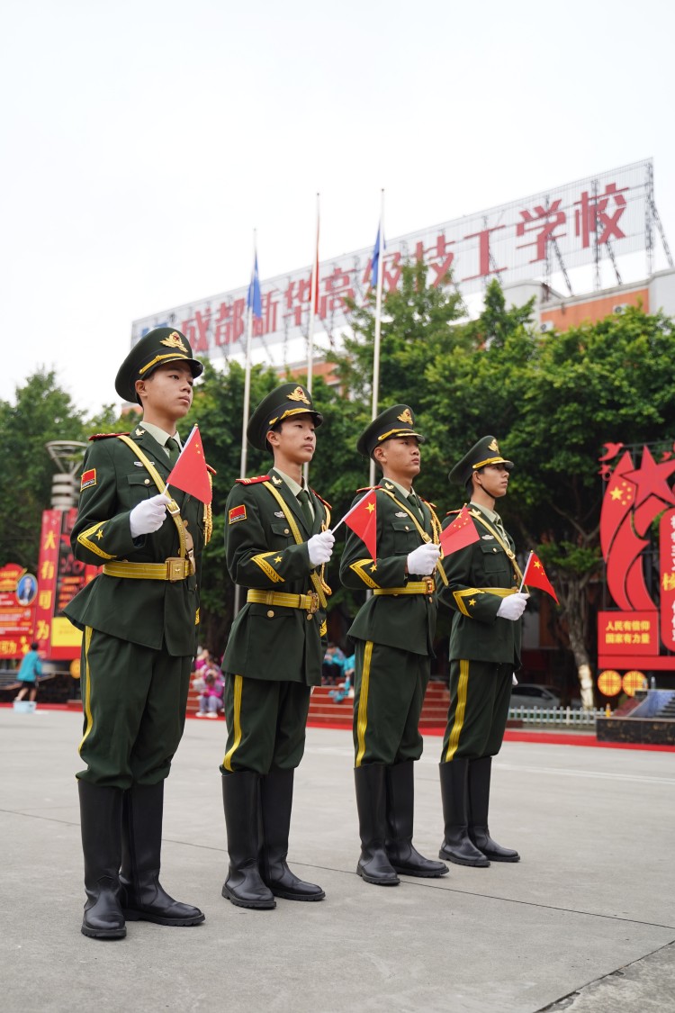 新華國旗護(hù)衛(wèi)隊|青春與國旗同在！