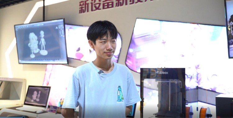 新生故事|遠赴蓉城，勤奮求學(xué)