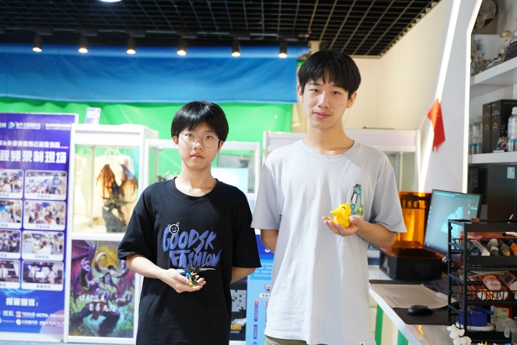 新生故事|遠赴蓉城，勤奮求學(xué)