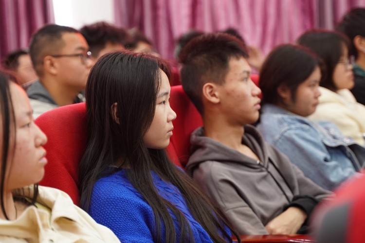 我校2022級單招班級開班典禮圓滿結(jié)束