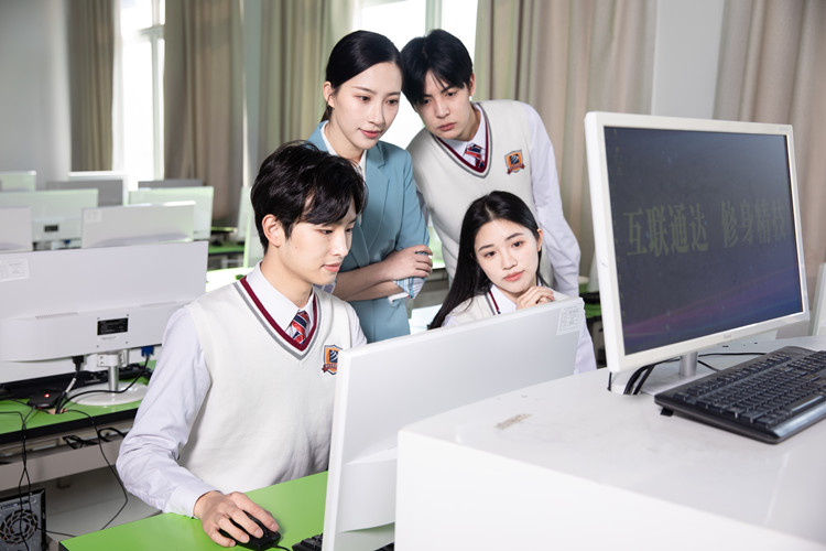 關(guān)于2023春季預(yù)科班，你想知道的這里都有