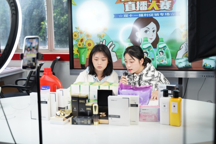 嗨翻全場！新華雙十一活動(dòng)火爆來襲 ！