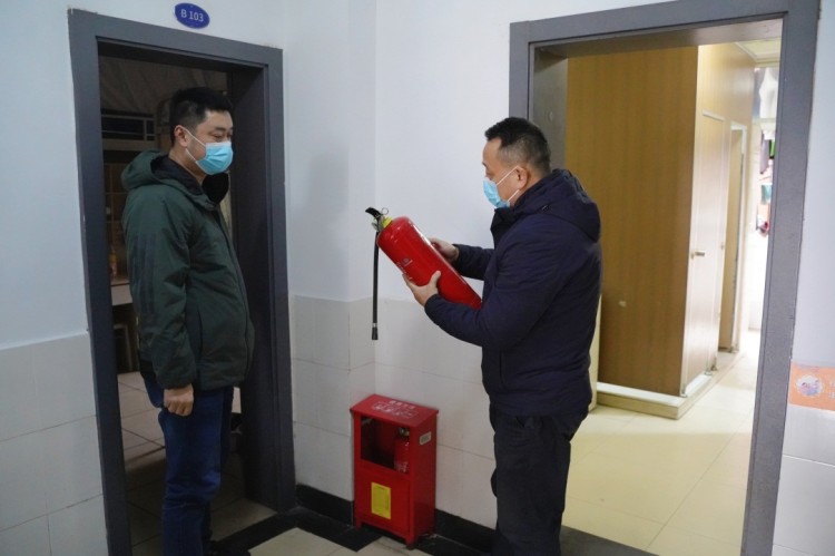 同舟共濟筑防線 堅定信心抓安全