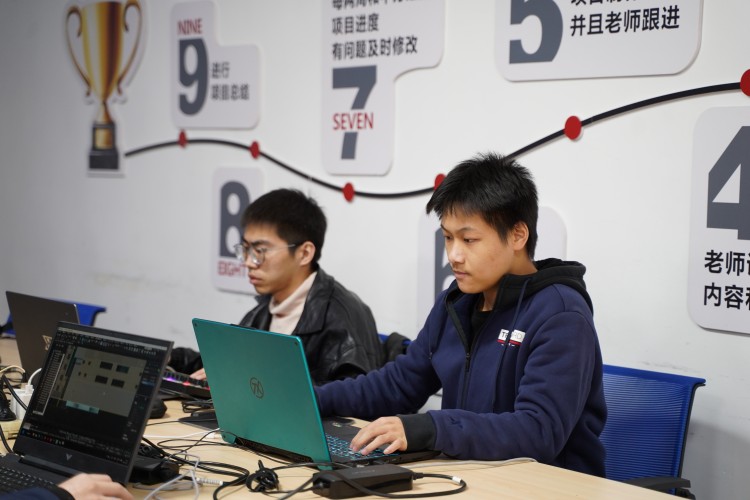 優(yōu)秀學子|重返母校，再拾夢想