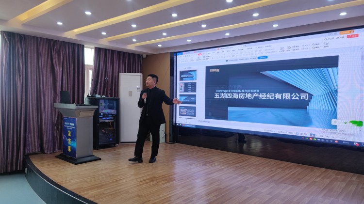 就業(yè)難度再升級(jí)，職教行業(yè)勇?tīng)?zhēng)鋒