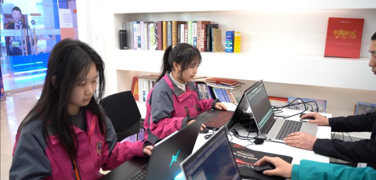 VR建筑專業(yè)學(xué)姐告訴你：成績(jī)不是一切！真技術(shù)更是真本事