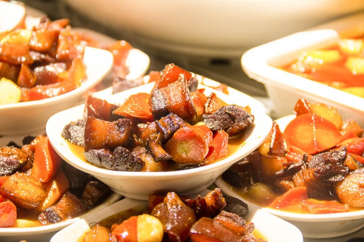 同學(xué)們深夜慎點(diǎn)！“舌尖上的新華”來(lái)啦~