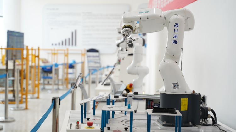 上職業(yè)院校，實(shí)現(xiàn)出彩人生——致2023屆初中畢業(yè)生的公開(kāi)信