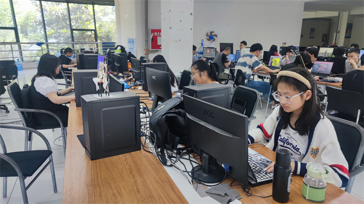 心系學(xué)子每一步，就業(yè)回訪送真情