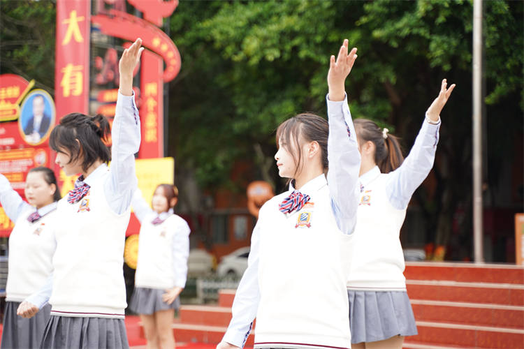 軍訓(xùn)后開學(xué)第一周，一起來看活力滿滿的大家