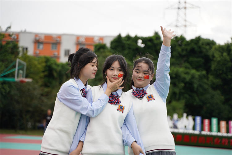 軍訓(xùn)后開學(xué)第一周，一起來看活力滿滿的大家