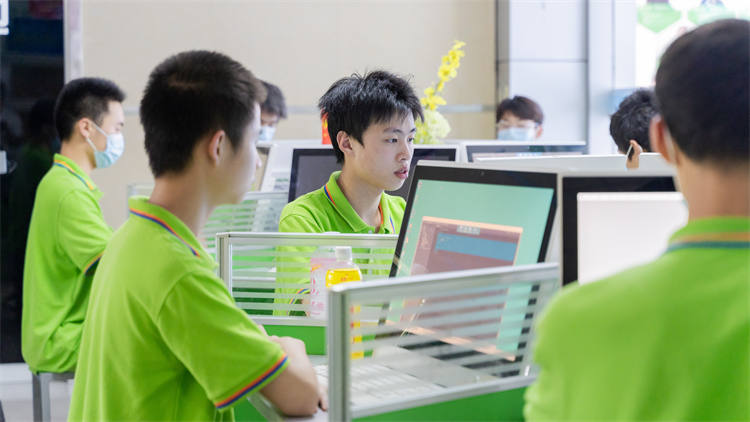 軍訓(xùn)后開學(xué)第一周，一起來看活力滿滿的大家