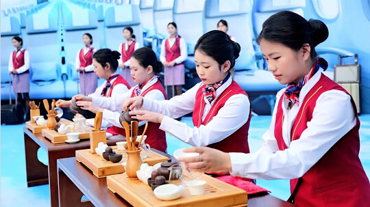 <b>邀請賽在我校圓滿閉幕，新華學(xué)子勇奪佳績</b>