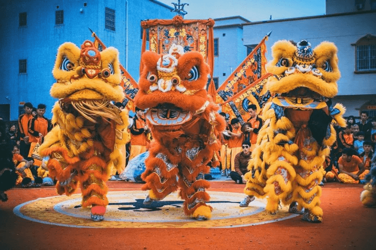 猜燈謎、游園會、舞獅…成都新華邀你來歡度元宵