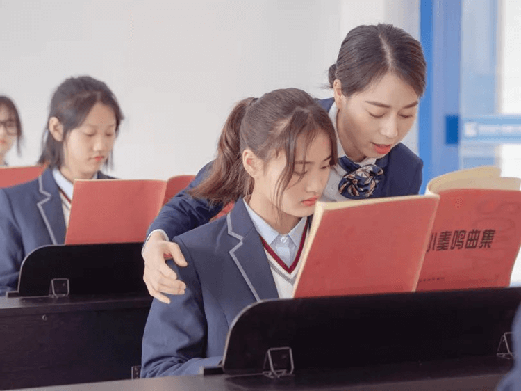 成都新華春季學(xué)籍注冊已進入倒計時