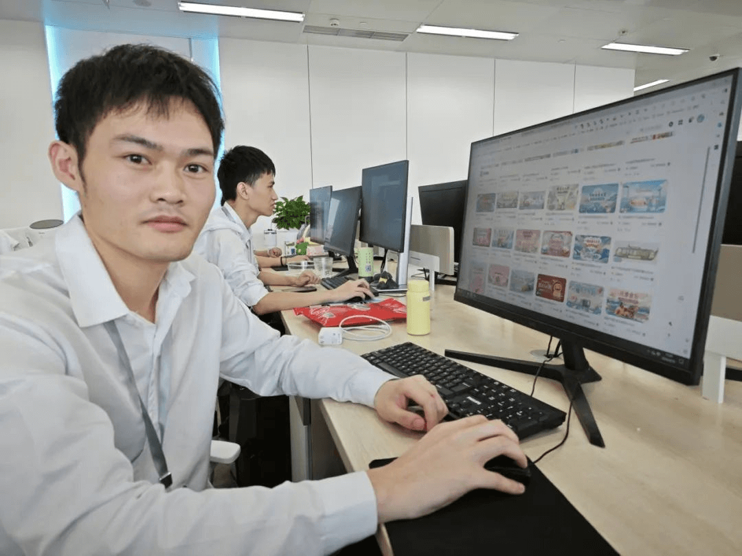 新華青年說(shuō)—關(guān)于青春，來(lái)看新華學(xué)子怎么說(shuō)