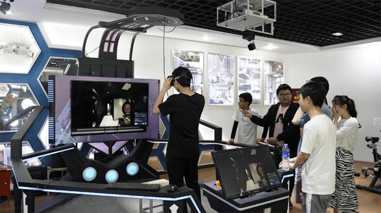 擇校關(guān)鍵詞：“到校、實(shí)地、考察”，請記住