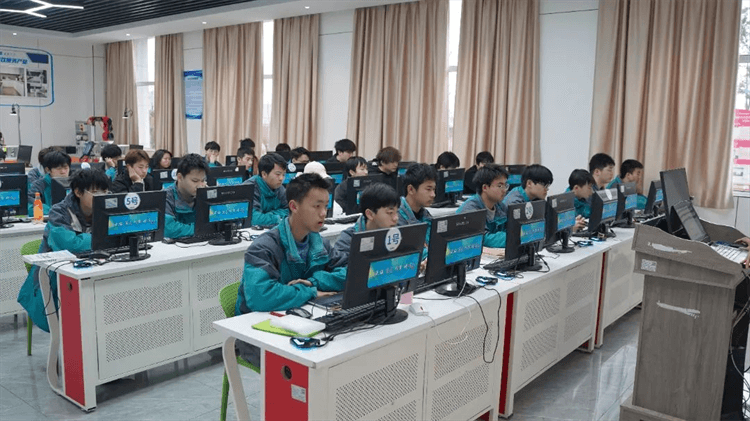 擇校關(guān)鍵詞：“到校、實(shí)地、考察”，請記住