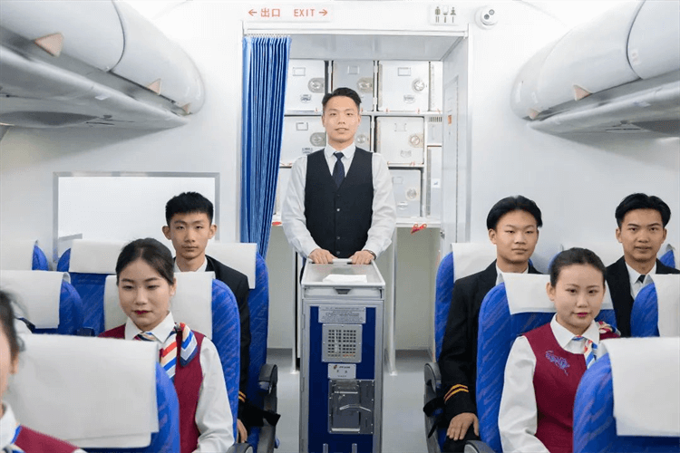 成都新華2024年夏秋季預(yù)科班常見問題解答